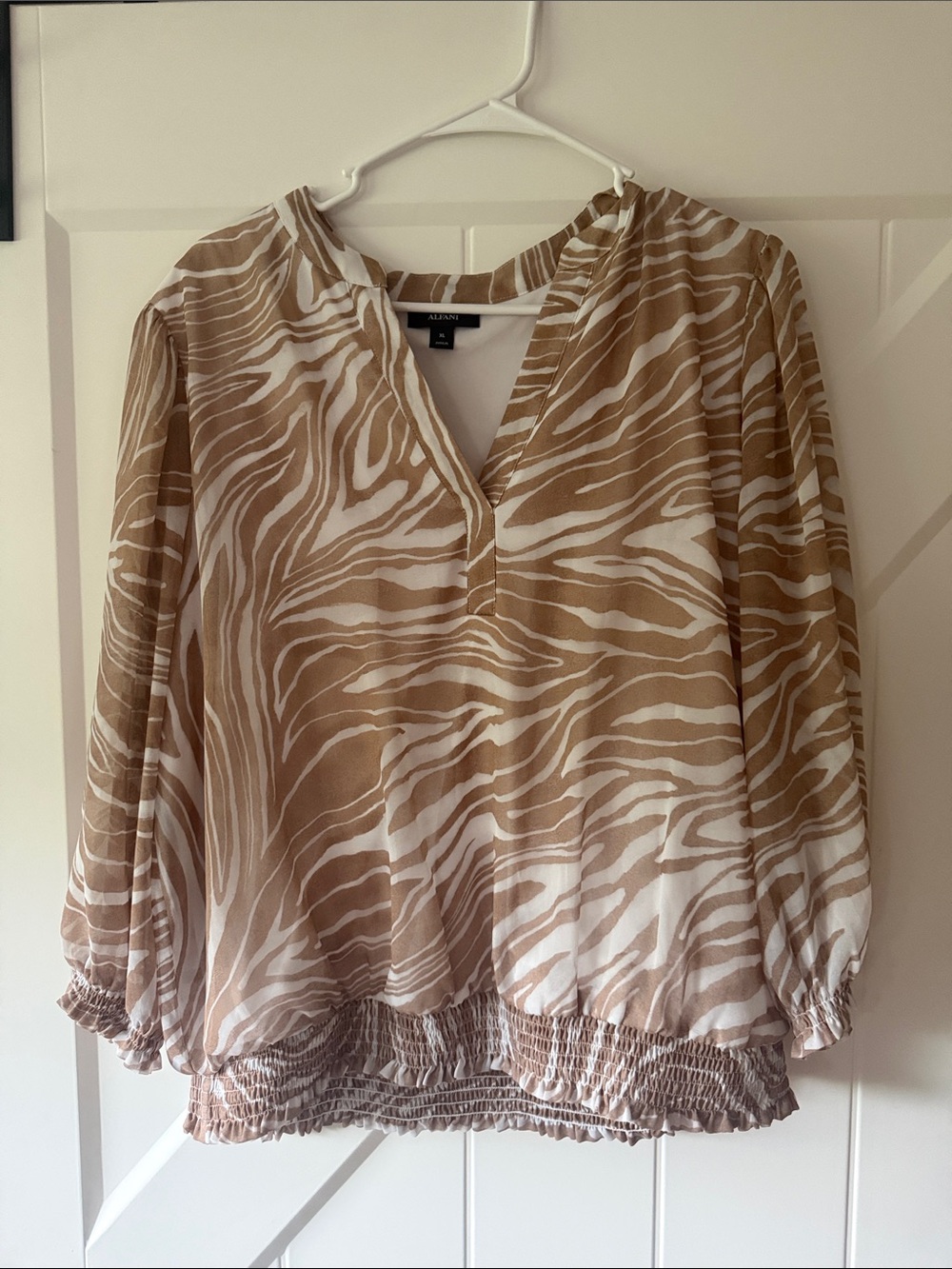 Alfani Zebra-Print Beige & White Blouse XL